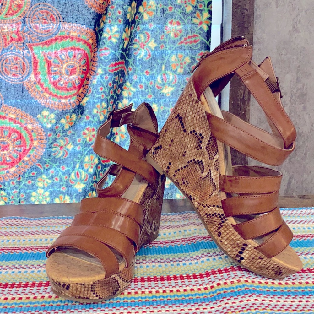Brown and snake skin Apostrophe heels size 8.